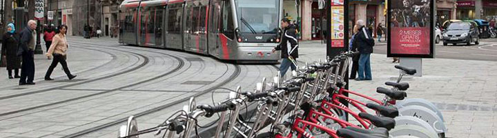 BiZiA, la propuesta elegida para construir un sistema de aparcamiento de bicis junto al tranvía de Zaragoza