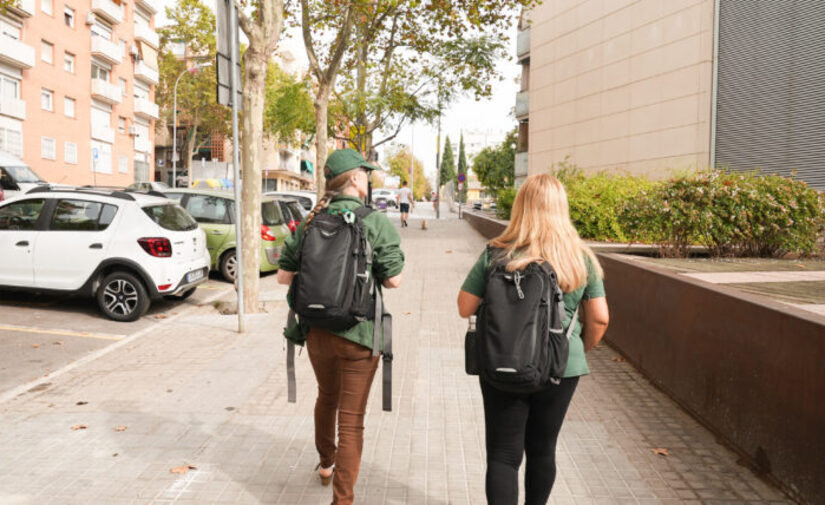 44 informadores recorren Barcelona para promover una correcta gestión de los residuos