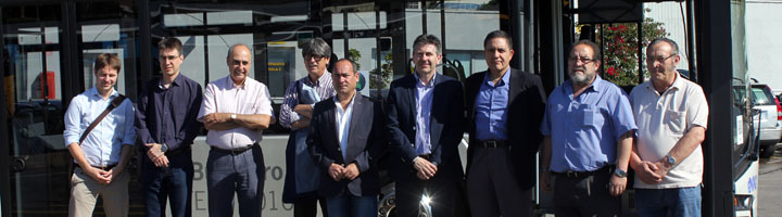 El AMB y TUSGSAL empiezan las pruebas de un bus 100% eléctrico solaris, galardonado como 