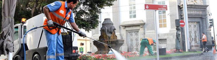 El nuevo contrato de limpieza de Santa Cruz de Tenerife permitirá una mejora sustancial del servicio que se presta