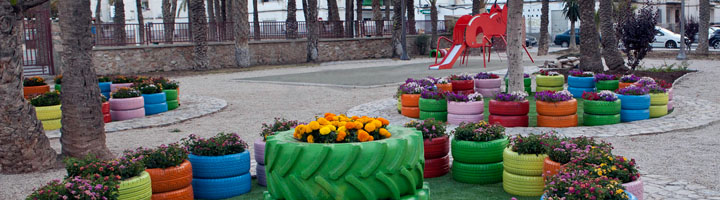 Insaturbo rehabilita un parque de Jaén con neumáticos usados con motivo del Día del Medioambiente