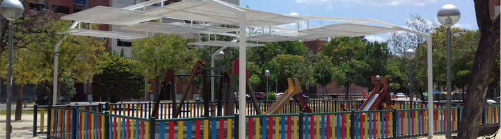 Murcia instala pérgolas de sombraje en cuatro zonas de juegos infantiles