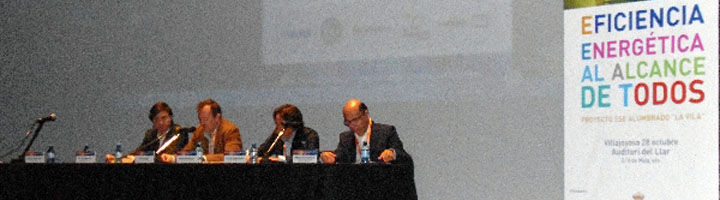 Expertos, técnicos municipales y estudiantes asisten a la jornada sobre eficiencia energética de Villajoyosa