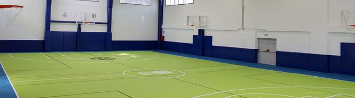 Estepona inaugura una nueva instalación deportiva con un pabellón deportivo cubierto de baloncesto
