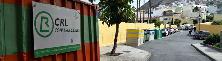 Comienzan los trabajos de instalación de contenedores soterrados en la zona comercial abierta de Gáldar