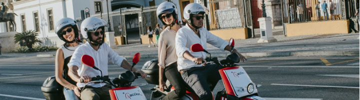 ACCIONA despliega su servicio de motos eléctricas compartidas en Sevilla