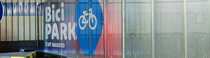 EMT lanza BiciPARK, un sistema para estacionar bicicletas en su red de aparcamientos