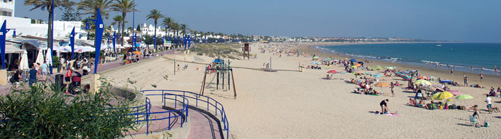 Chiclana luce nuevo equipamiento en sus playas