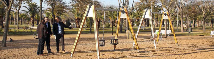 Los Palacios y Villafranca estrena nueva iluminación y nuevos juegos infantiles en el Parque de las Marismas