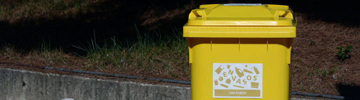 La recogida puerta a puerta en los polígonos de Rubí permite doblar la recogida de envases e incrementar un 35% la de orgánica