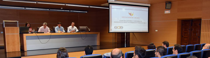 Las ayudas para eficiencia energética permitirán ahorrar a los municipios cacereños un 80% en el alumbrado público