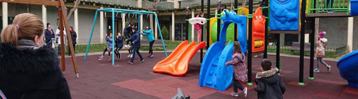 Benavente continúa el plan de renovación de parques infantiles con la apertura del parque de Santa Clara