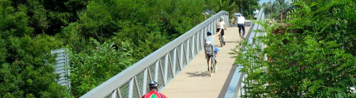 Comienzan las obras de la vía ciclista entre la ría de Boo y el apeadero de FEVE en El Astillero (Cantabria)