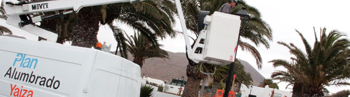 Yaiza comienza la renovación de farolas en Las Breñas