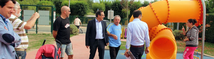 Los vecinos de Ganzo ya tiene un parque infantil, del que carecían hasta ahora