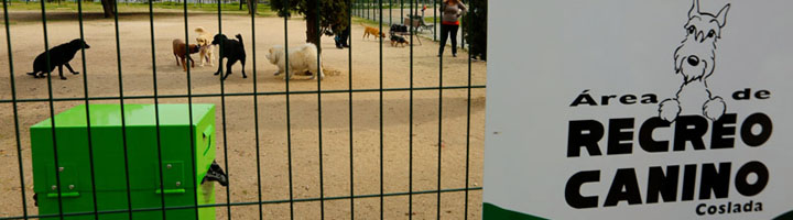 Coslada instala seis nuevas áreas de recreo canino