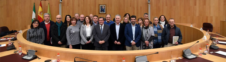 La Diputación de Granada aumenta un 30% la inversión en los Planes de Obras y Servicios para este año y el próximo