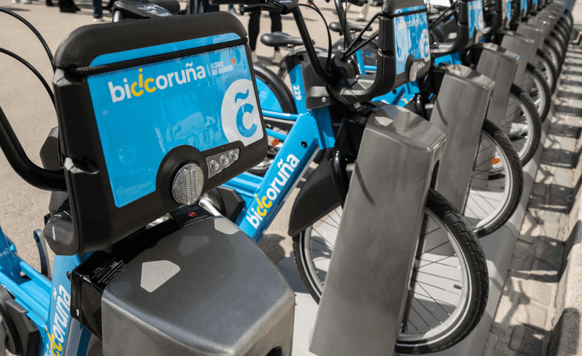 A Coruña activa dos nuevas bases del servicio BiciCoruña