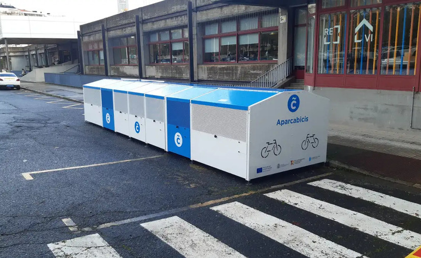 A Coruña instala tres nuevos aparcamientos seguros para bicicletas junto a polideportivos de la ciudad