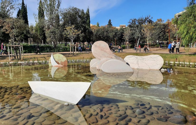 Abre al público la renovada plaza Sóller de Barcelona, un nuevo parque verde y cívico para el distrito de Nou Barris