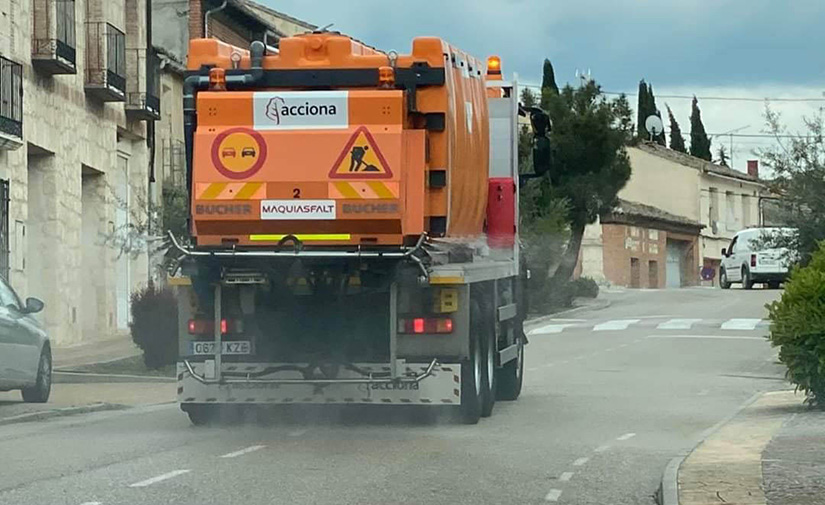 ACCIONA Mantenimiento de Infraestructuras adecúa vehículos de conservación de carreteras para desinfectar vías públicas