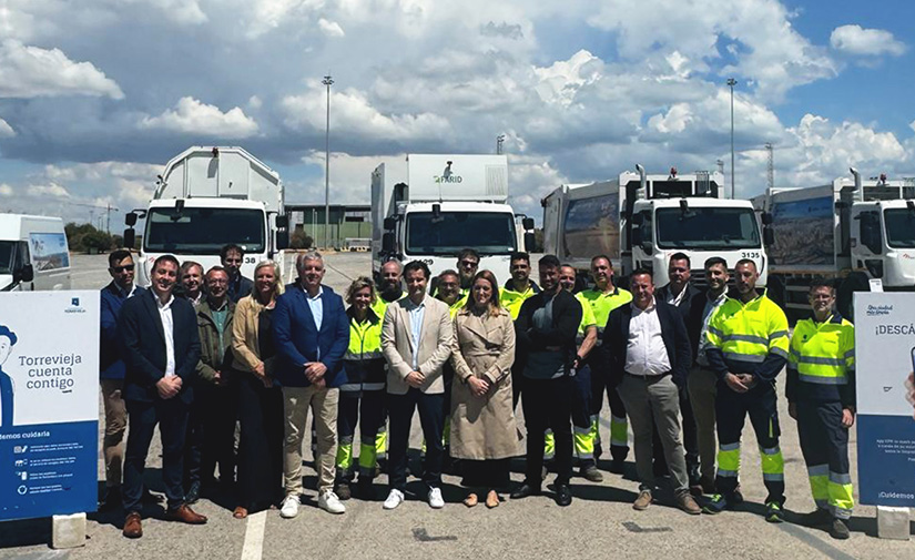 ACCIONA presenta la nueva flota para la recogida de residuos y limpieza viaria de Torrevieja