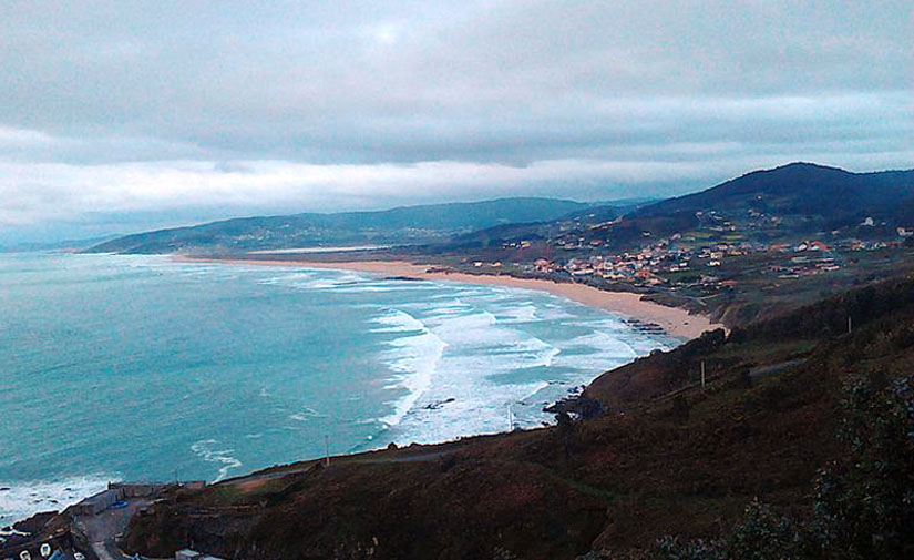 ACCIONA se adjudica el contrato de limpieza de playas de Carballo, en A Coruña