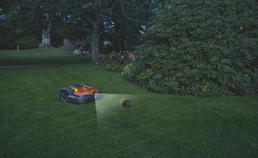 Automatización, visión artificial y sistemas sin cables: así es la nueva generación tecnológica de Husqvarna