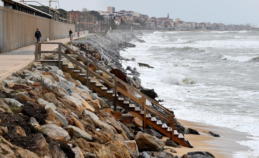 Barcelona ha perdido el 15% de las playas metropolitanas y todas sufren regresión
