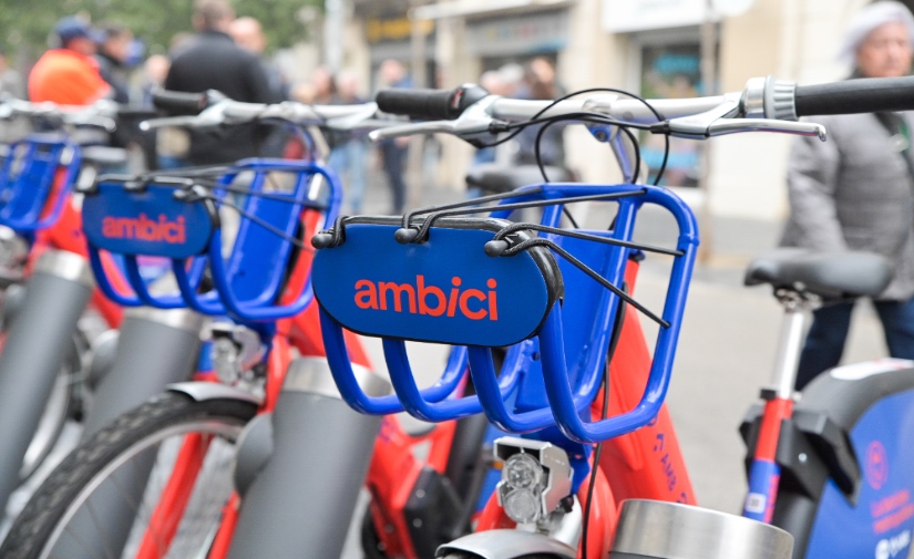 Barcelona refuerza sus sistemas de bicicleta pública con una rebaja del 50% en el abono anual de AMBici