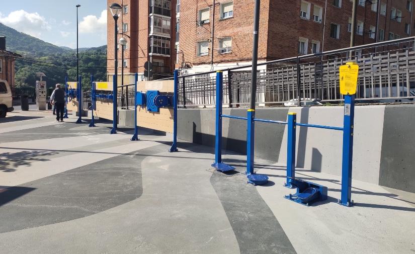 Bilbao abre una nueva plaza vecinal en Betolaza tras una inversión de más de 700.000 euros