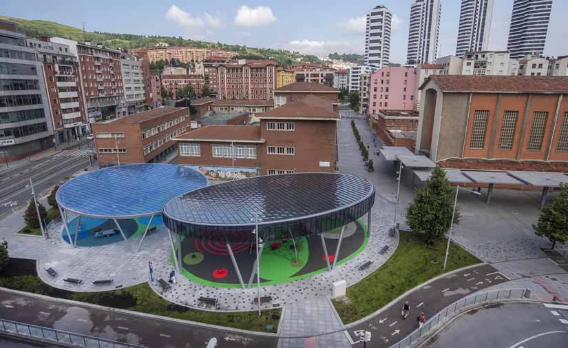 Bilbao finaliza la cubierta de los juegos infantiles de Sabino Arana