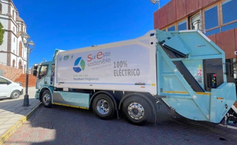 En marcha el primer camión eléctrico para la recogida de residuos de Canarias