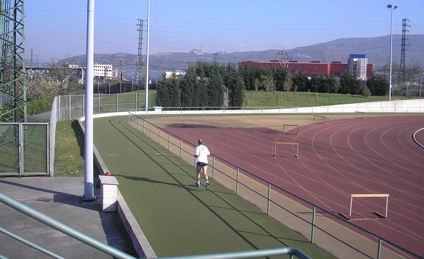 El Ayuntamiento de Bilbao comienza las obras de renovación del polideportivo de Zorrotza