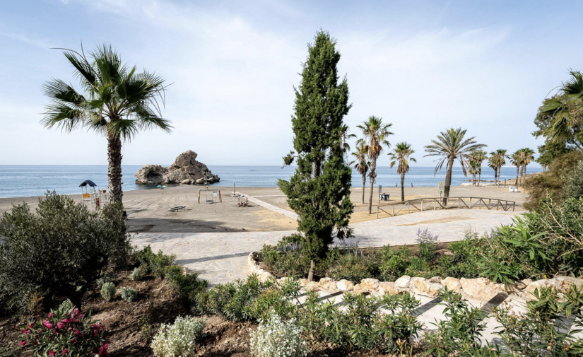 El Ayuntamiento de Málaga transforma el entorno del Peñón del Cuervo con una intervención paisajística pionera
