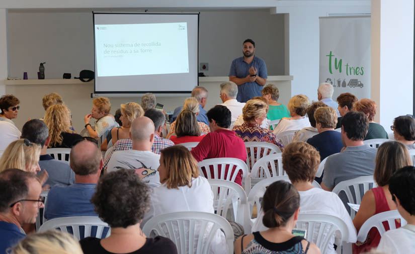 El Ayuntamiento de Manacor presenta el nuevo sistema de recogida selectiva de residuos