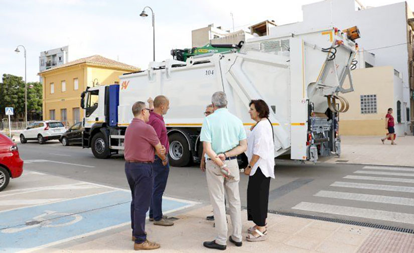 El Ayuntamiento de Quart de Poblet incorpora un innovador camión a la flota de vehículos para la recogida de residuos