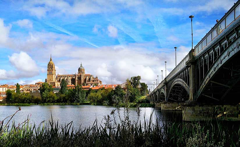 Salamanca invierte en mejoras en accesibilidad, jardines, juegos infantiles y pistas deportivas