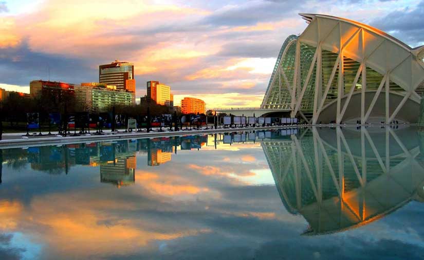 El Ayuntamiento de València invertirá 1,5 millones en la mejora del alumbrado público