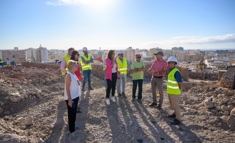 El Cerro de San Cristóbal en Almería, a un paso de convertirse en gran mirador