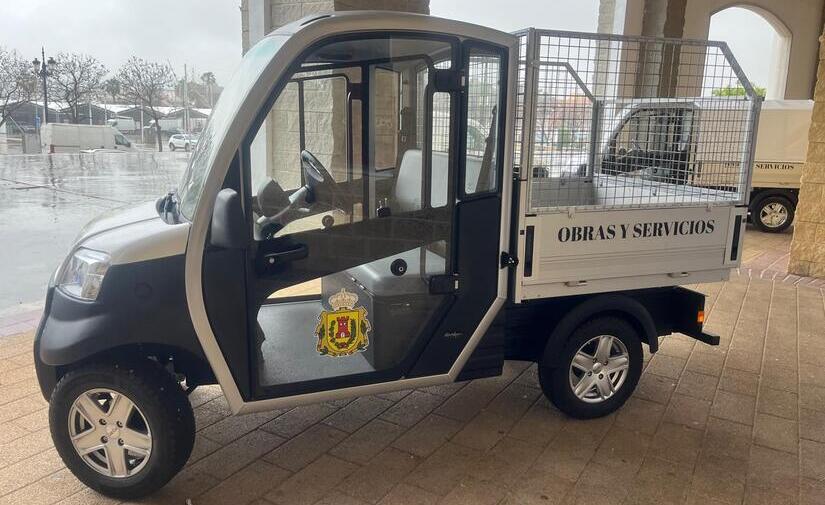 El municipo gaditano de Los Barrios incorpora vehículos eléctricos de Riversa para modernizar su flota urbana