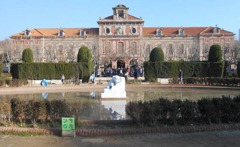 En Barcelona, empiezan las obras de mejora de la plaza de armas del parque de la Ciutadella