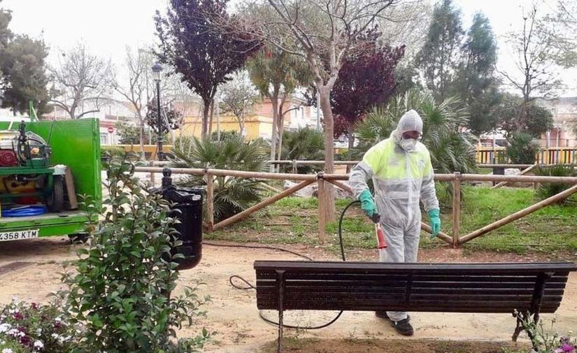 En Cartagena, las contratas de Jardines se unen a las labores de desinfección