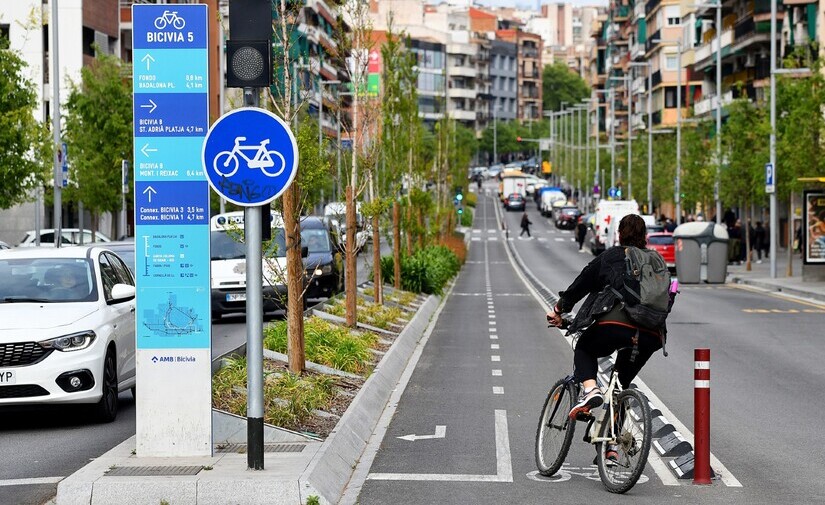 En el área metropolitana de Barcelona el uso de las bicicletas aumenta un 34% y el de los patinetes un 123%