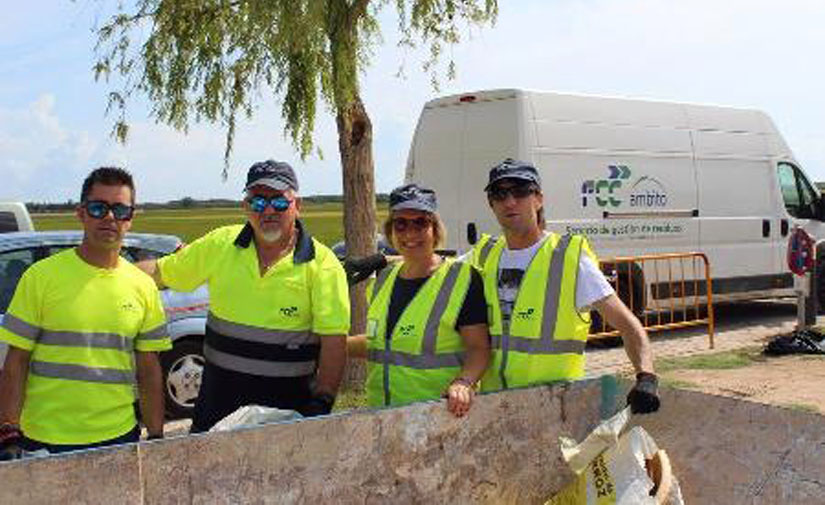 FCC Ámbito participa en la campaña “Por una Albufera sin Plásticos”