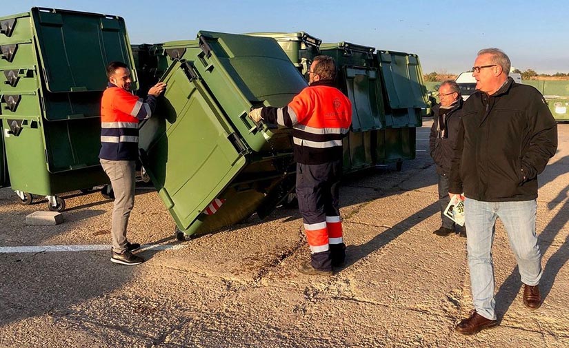 FCC renueva 50 contenedores en Almassora antes de activar la recogida de orgánica