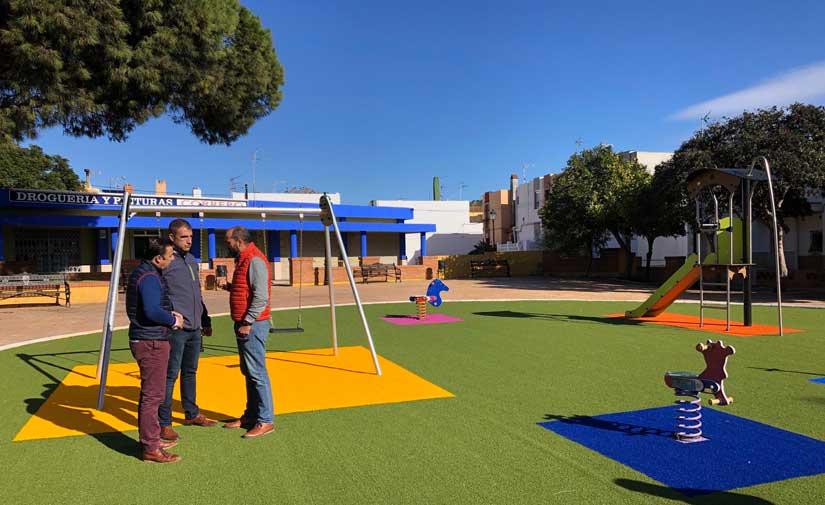 Finaliza la remodelación del parque infantil de San Isidro en Los Barrios