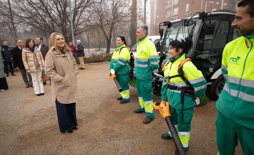 Granada despliega las 'Ecobrigadas' para reforzar la limpieza intensiva en todos los barrios