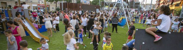 Huelva habilita un nuevo parque infantil y un circuito biosaludable en la Plaza de la avenida Galaroza