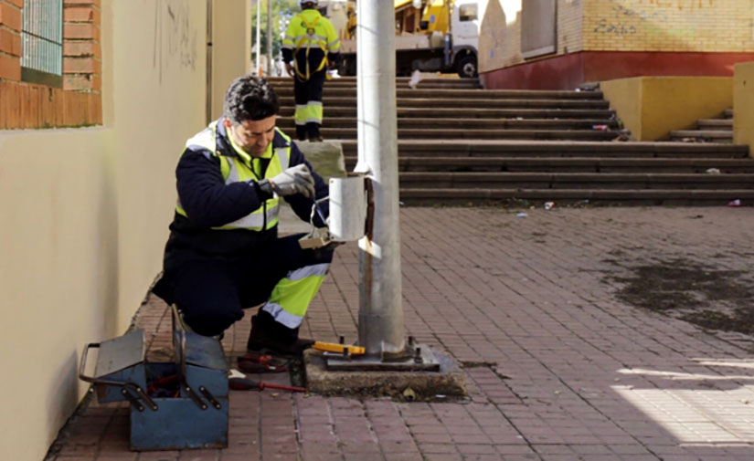 Huelva consiguen un ahorro de 22.695 kwh gracias al mantenimiento del alumbrado llevado a cabo en el primer semestre